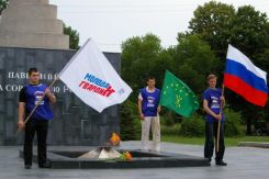 Молодежь заступила на «Вахту памяти» в Майкопе